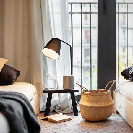 شقة Aino - 2 Bedrooms And Balcony In Eixample Esquerra *