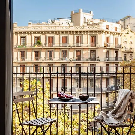 شقة Aino - 2 Bedrooms And Balcony In Eixample Esquerra برشلونة