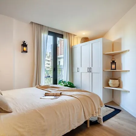 Aino - 2 Bedrooms And Balcony In Eixample Esquerra